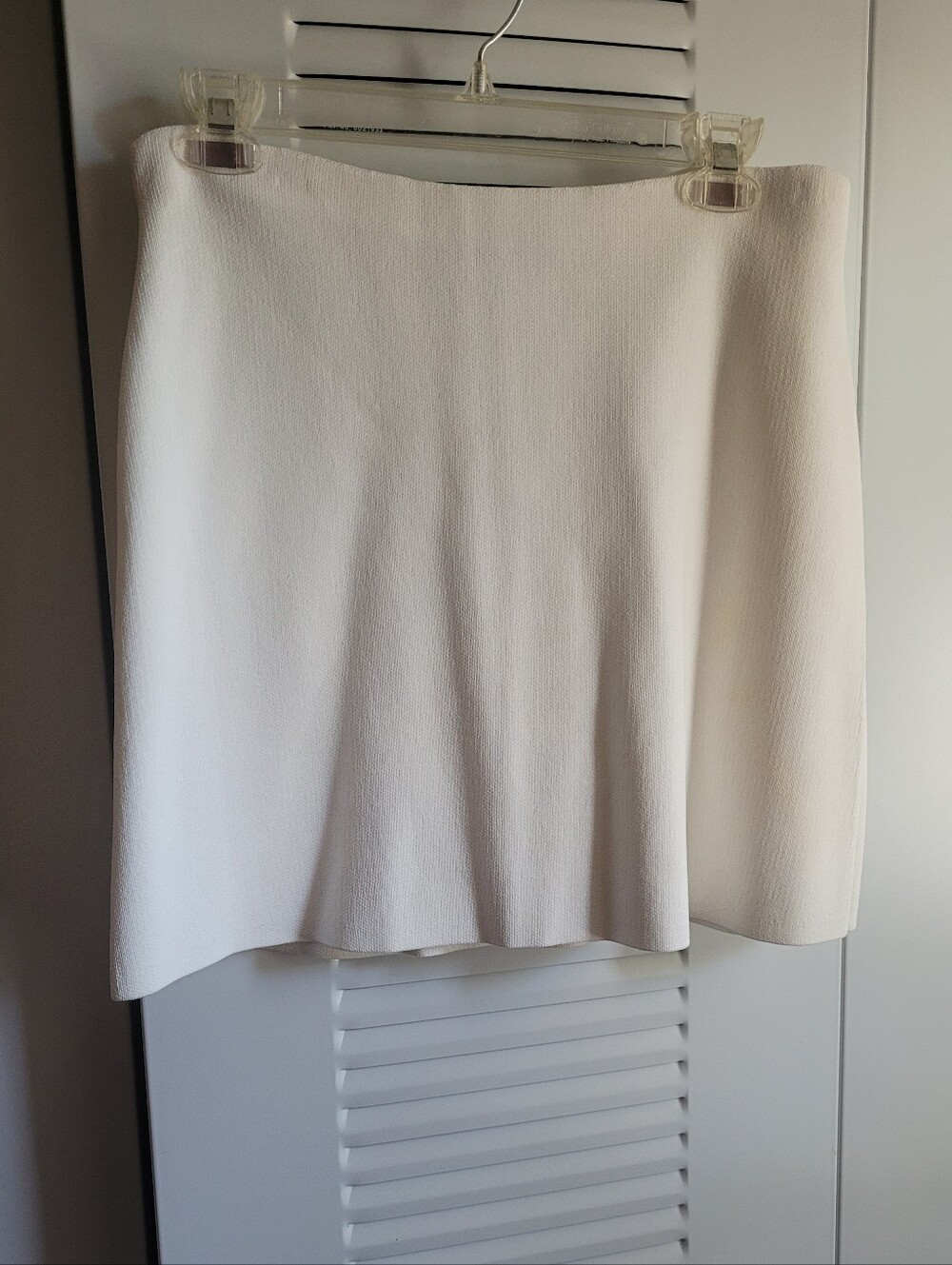 Zara Classic White A-Line Skirt Size Large